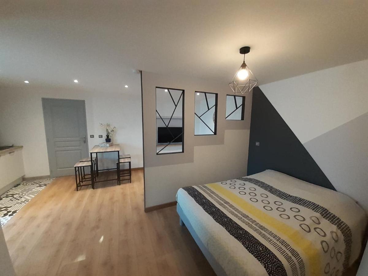 Studio Le Menascle Saint-Georges-de-Luzençon Eksteriør billede